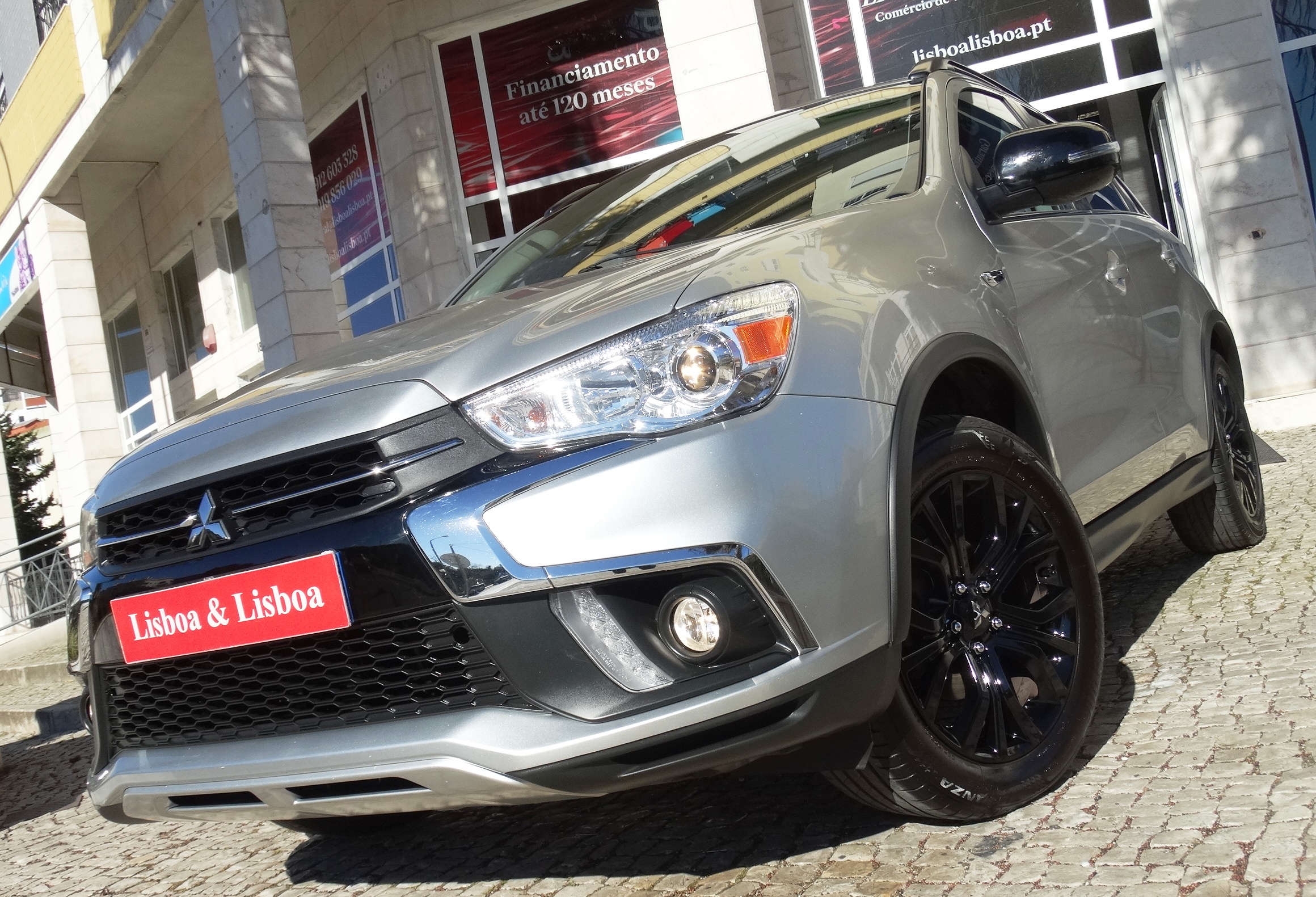 Lisboa & Lisboa Stand de Carros Usados na Amadora